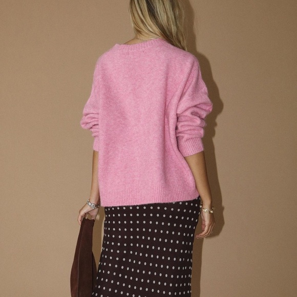 Pink Sweater with Dalmatian Design - Picture 3 of 5